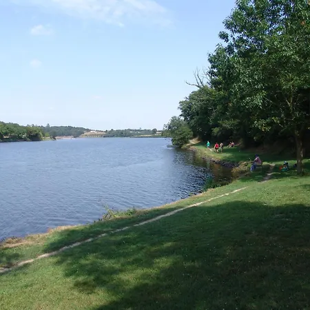 Chalet Calme 2 Chambres Avec Piscine Proche Du Lac Du Jaunay - Fr-1-783-20 La Chapelle-Hermier