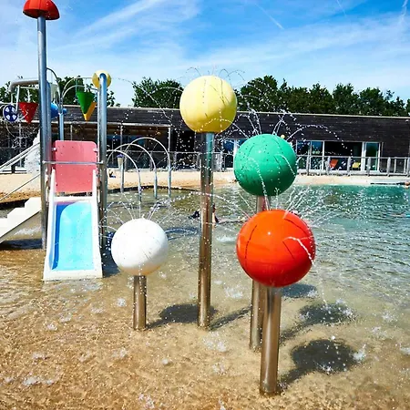 Chalet 2 Au Calme Avec Piscine Chauffee, Proche Et Plages En Vendee - Fr-1-783-20